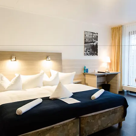 ホテル Friesen イェファー