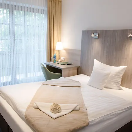 Hotel Friesen 3*