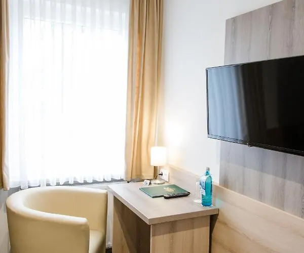 Отель Friesen 3*