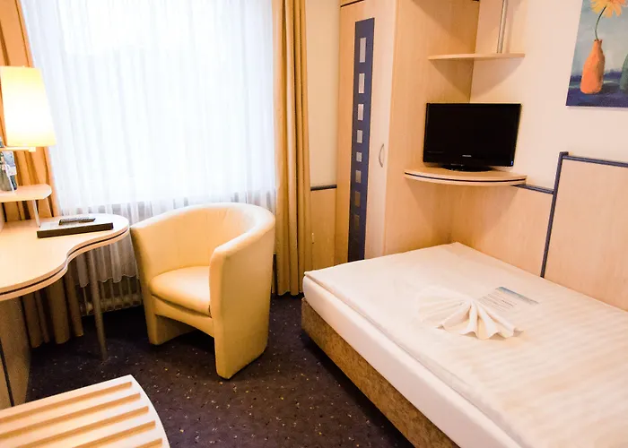 Friesen Отель Йевер