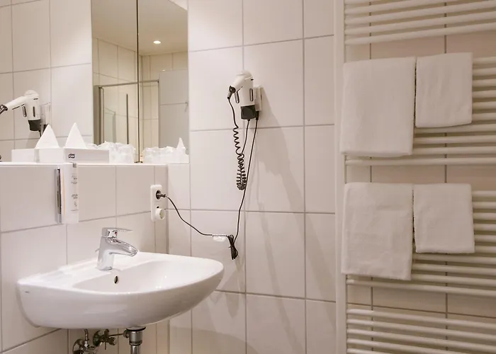 Friesen Отель Йевер