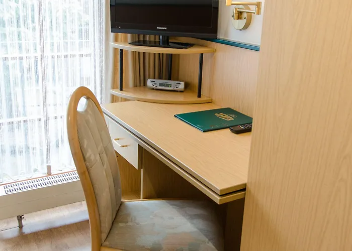 Friesen Отель Йевер